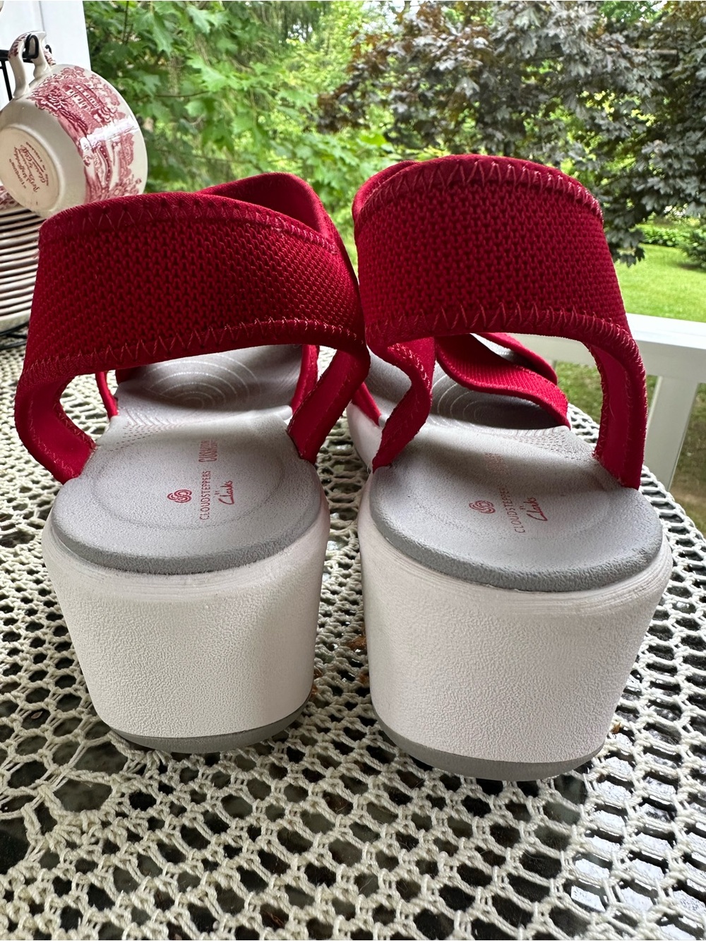 Cloudsteppers by Clarks Red Wedge Sandals with Crossed Front Straps - Picture 8 of 10
